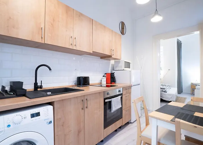 Studio In The Heart Of Party District Ka28